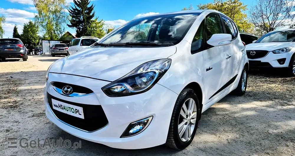 HYUNDAI Ix20 1.4 Premium blue
