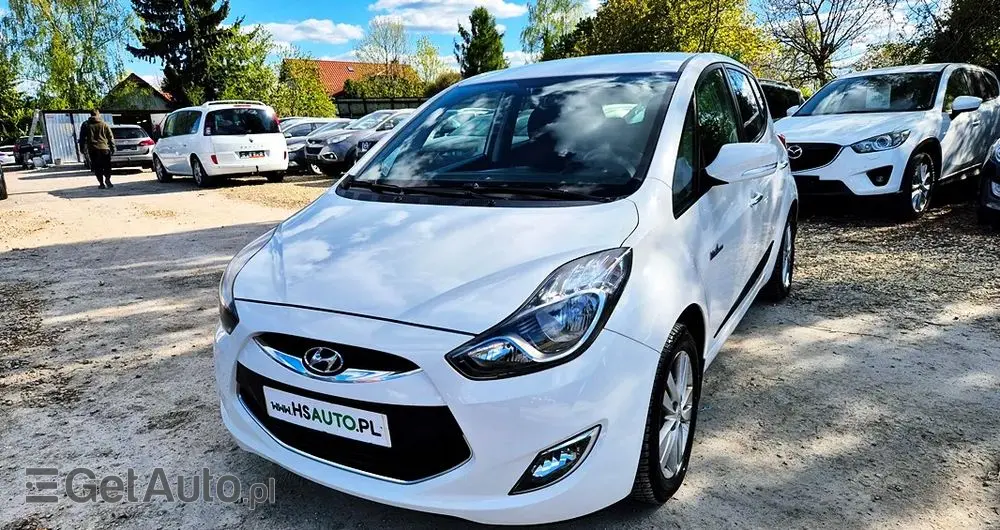 HYUNDAI Ix20 1.4 Premium blue