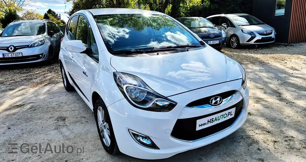 HYUNDAI Ix20 1.4 Premium blue