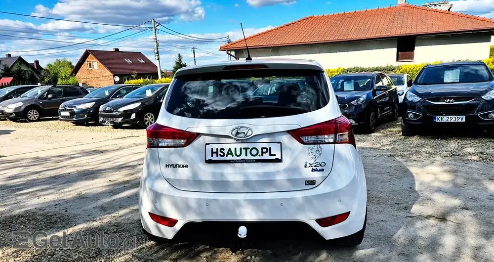 HYUNDAI Ix20 1.4 Premium blue