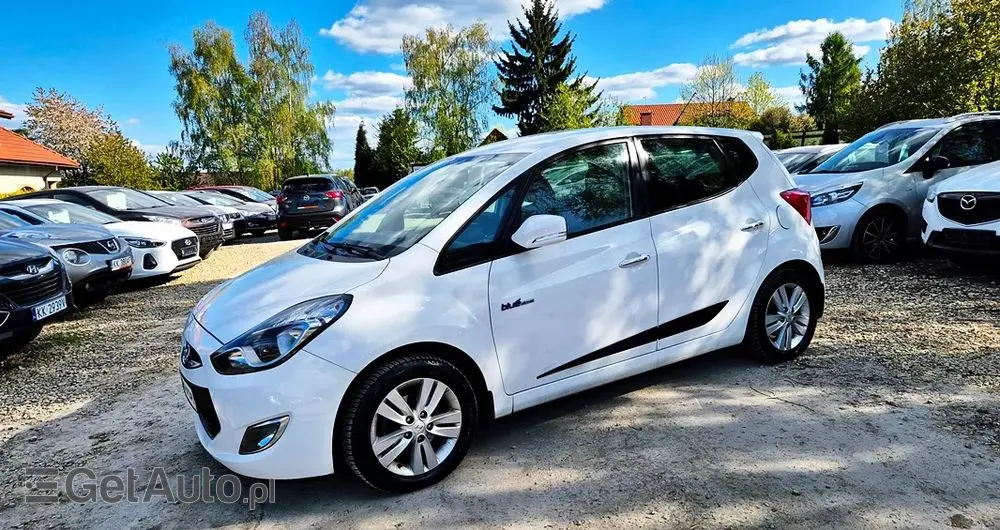 HYUNDAI Ix20 1.4 Premium blue
