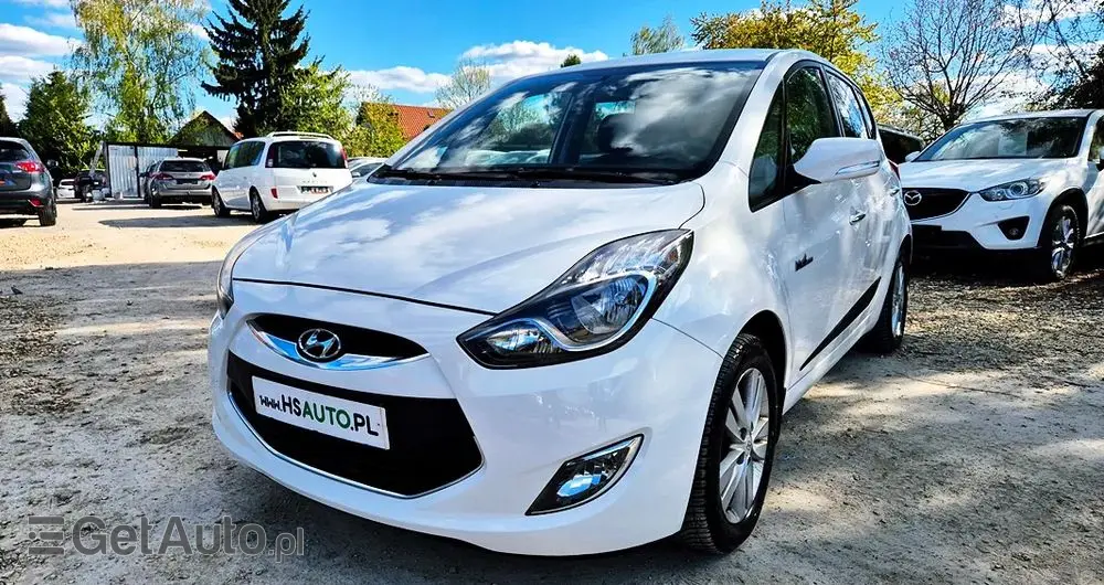 HYUNDAI Ix20 1.4 Premium blue