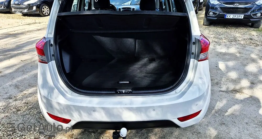 HYUNDAI Ix20 1.4 Premium blue