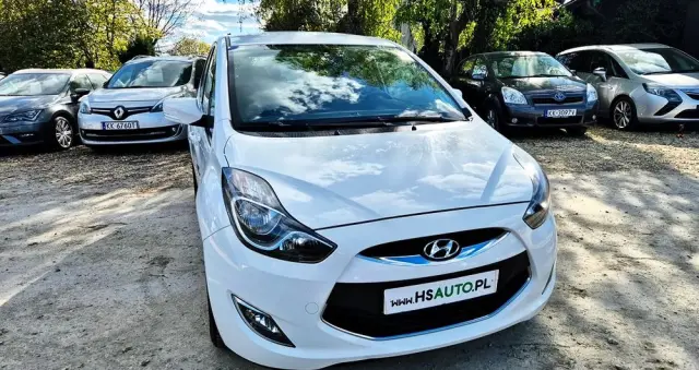 HYUNDAI Ix20 1.4 Premium blue
