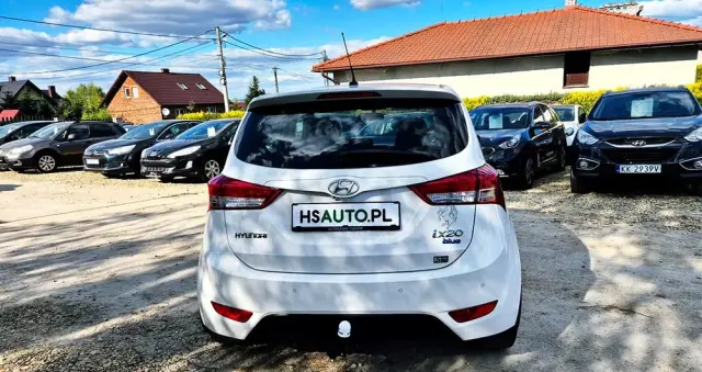 HYUNDAI Ix20 1.4 Premium blue