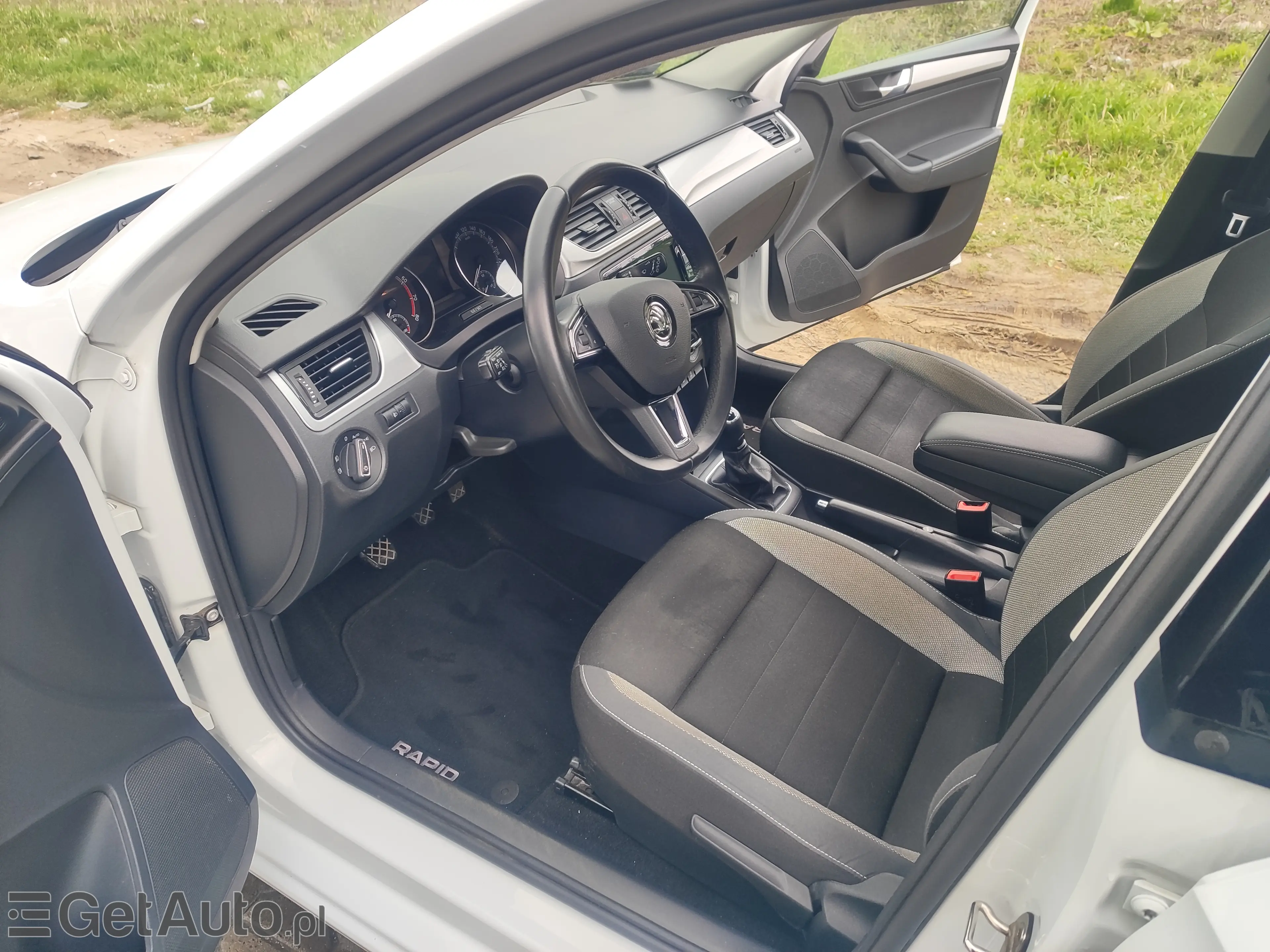 SKODA Rapid Ambition