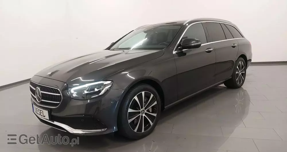 MERCEDES-BENZ Klasa E 220 d 9G-TRONIC Exclusive