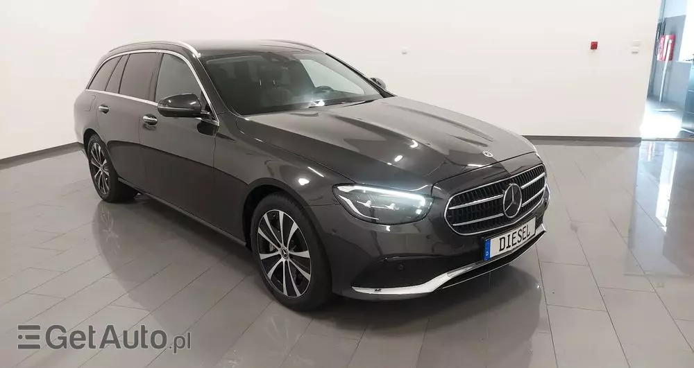 MERCEDES-BENZ Klasa E 220 d 9G-TRONIC Exclusive