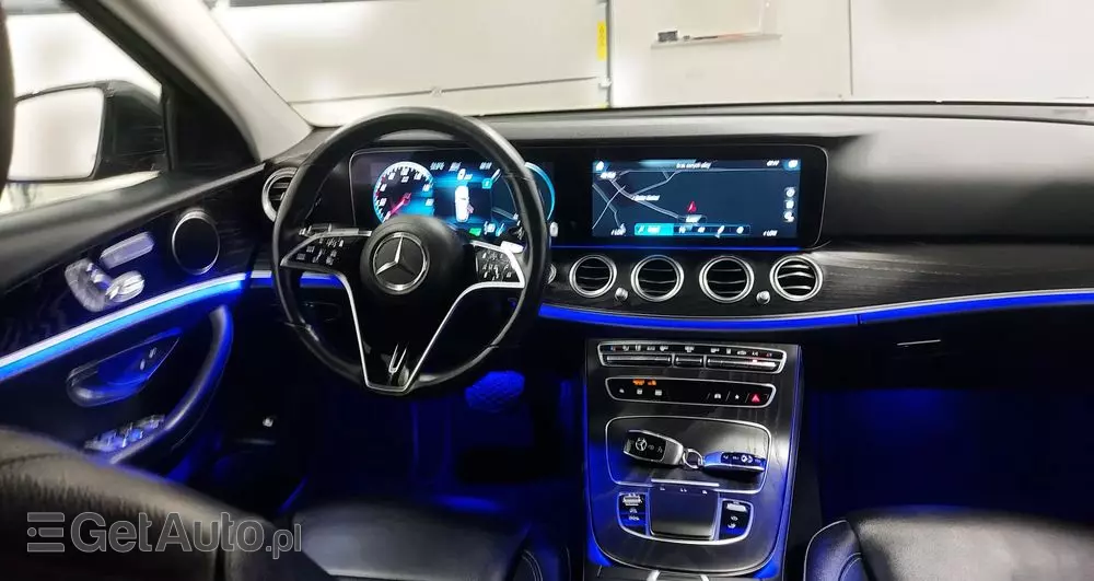 MERCEDES-BENZ Klasa E 220 d 9G-TRONIC Exclusive