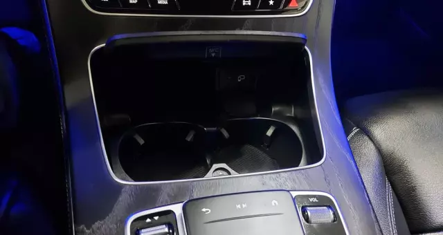 MERCEDES-BENZ Klasa E 220 d 9G-TRONIC Exclusive