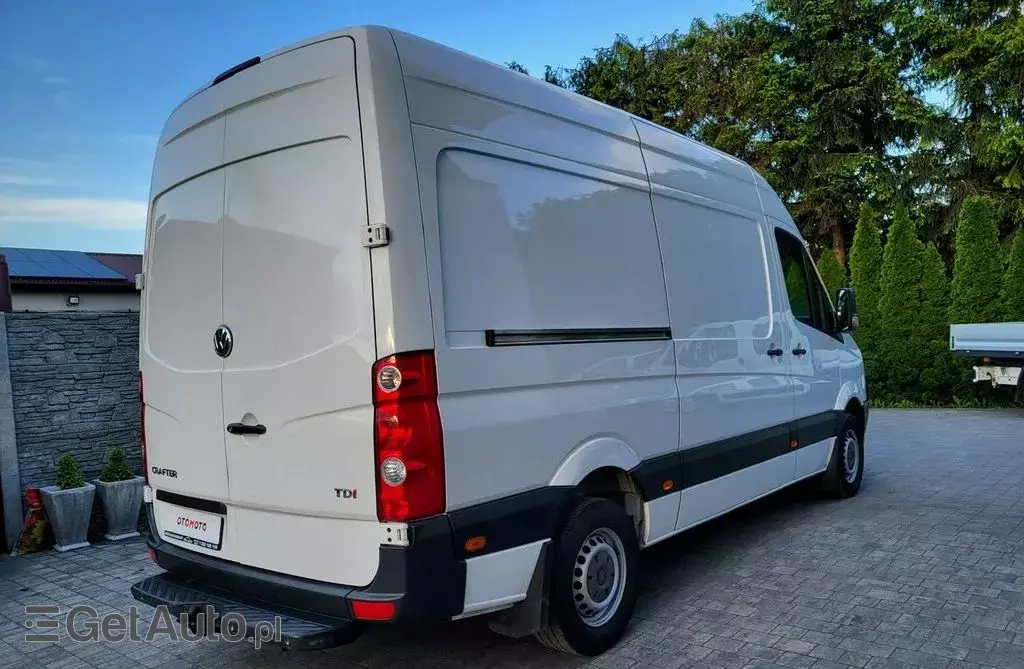 VOLKSWAGEN Crafter 