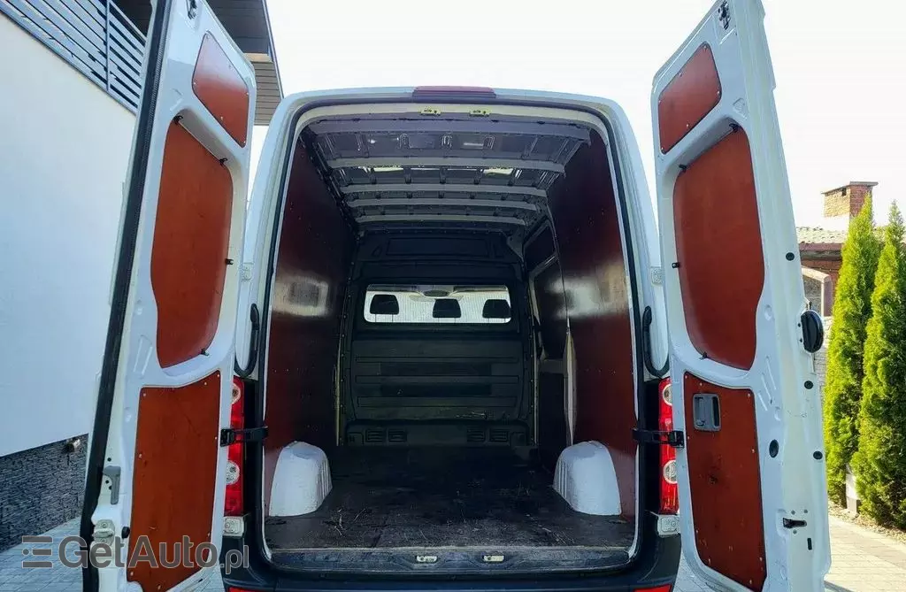 VOLKSWAGEN Crafter 