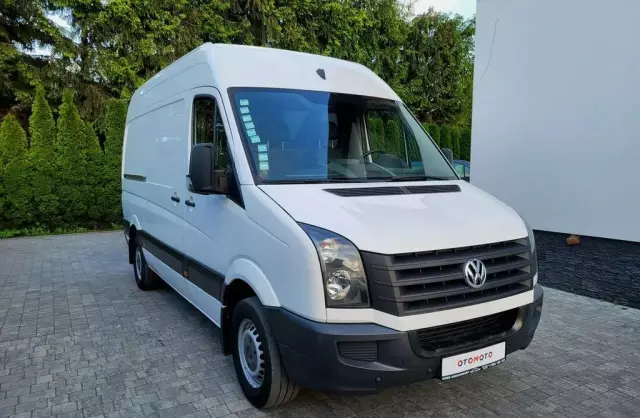 VOLKSWAGEN Crafter 