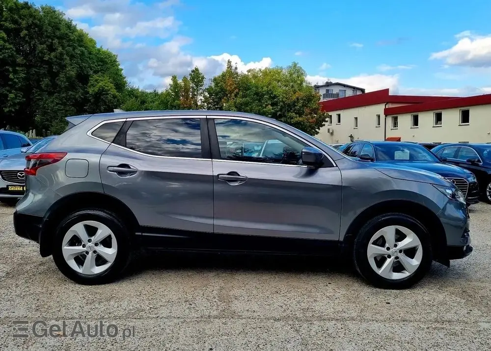 NISSAN Qashqai 1.2 DIG-T Tekna