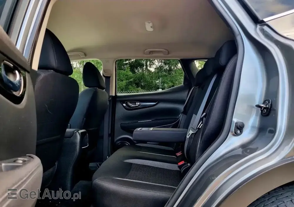 NISSAN Qashqai 1.2 DIG-T Tekna