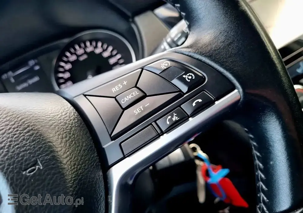 NISSAN Qashqai 1.2 DIG-T Tekna