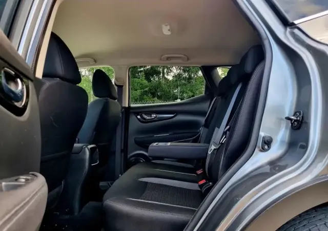 NISSAN Qashqai 1.2 DIG-T Tekna