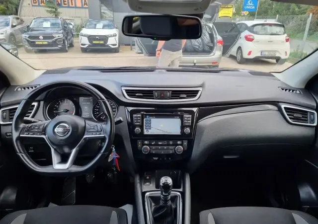 NISSAN Qashqai 1.2 DIG-T Tekna
