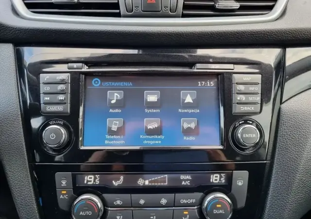 NISSAN Qashqai 1.2 DIG-T Tekna