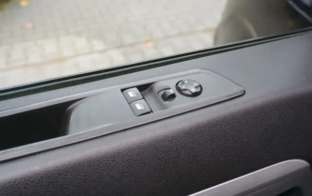 PEUGEOT Expert Premium L3H1 EAT6 TwinCab Komfort Plus