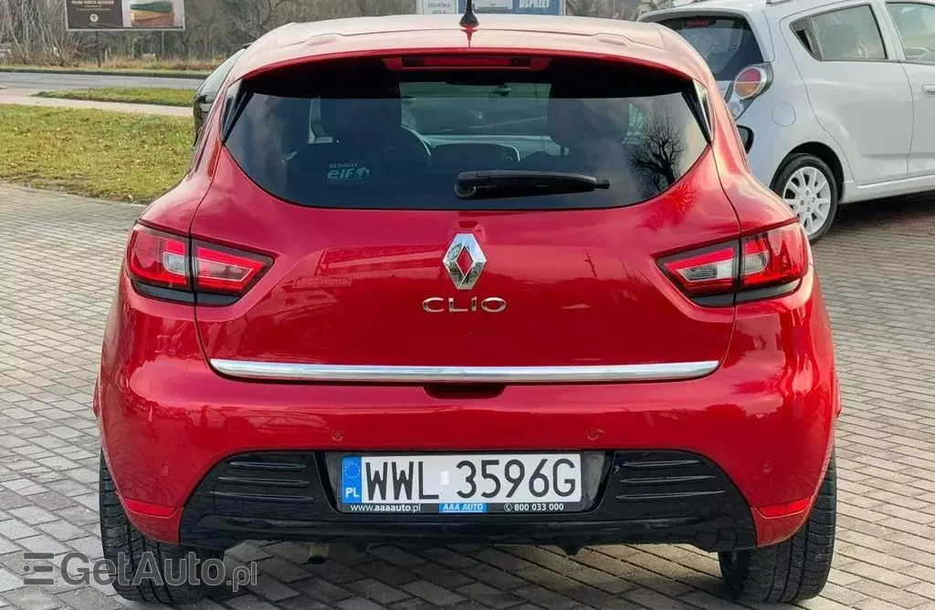 RENAULT Clio 