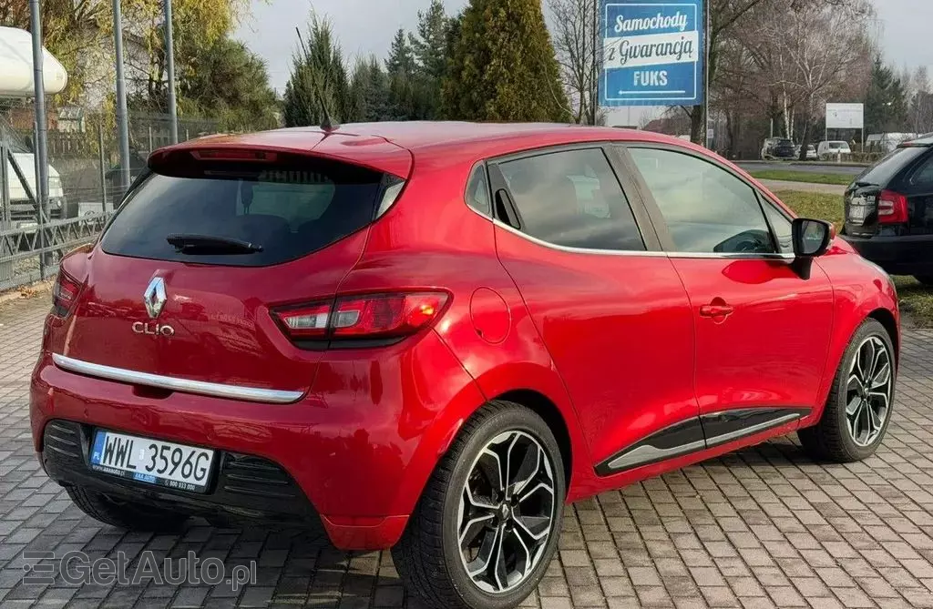 RENAULT Clio 