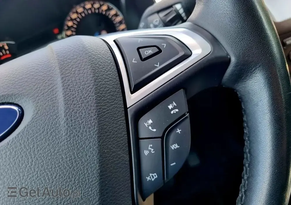 FORD S-Max 1.5 Eco Boost Start-Stopp Titanium