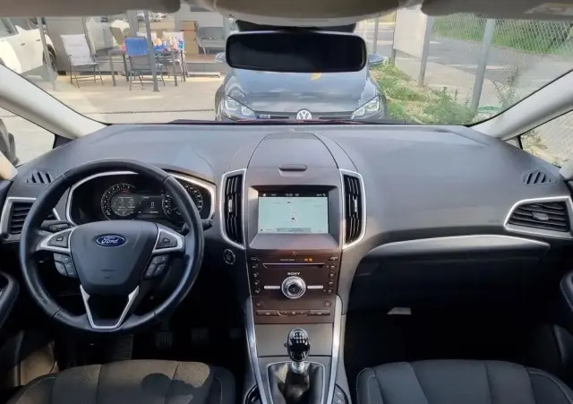 FORD S-Max 1.5 Eco Boost Start-Stopp Titanium