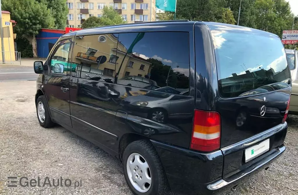MERCEDES-BENZ Vito V 220 CDI (122 KM)