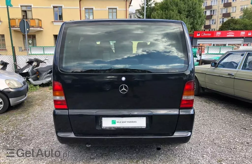 MERCEDES-BENZ Vito V 220 CDI (122 KM)