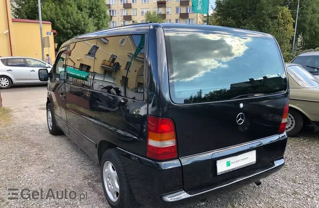 MERCEDES-BENZ Vito V 220 CDI (122 KM)
