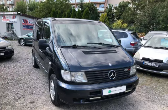MERCEDES-BENZ Vito V 220 CDI (122 KM)