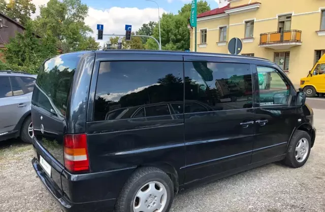 MERCEDES-BENZ Vito V 220 CDI (122 KM)