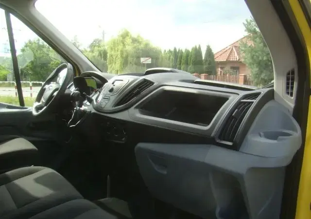 FORD TRANSIT SKRZYNIA 