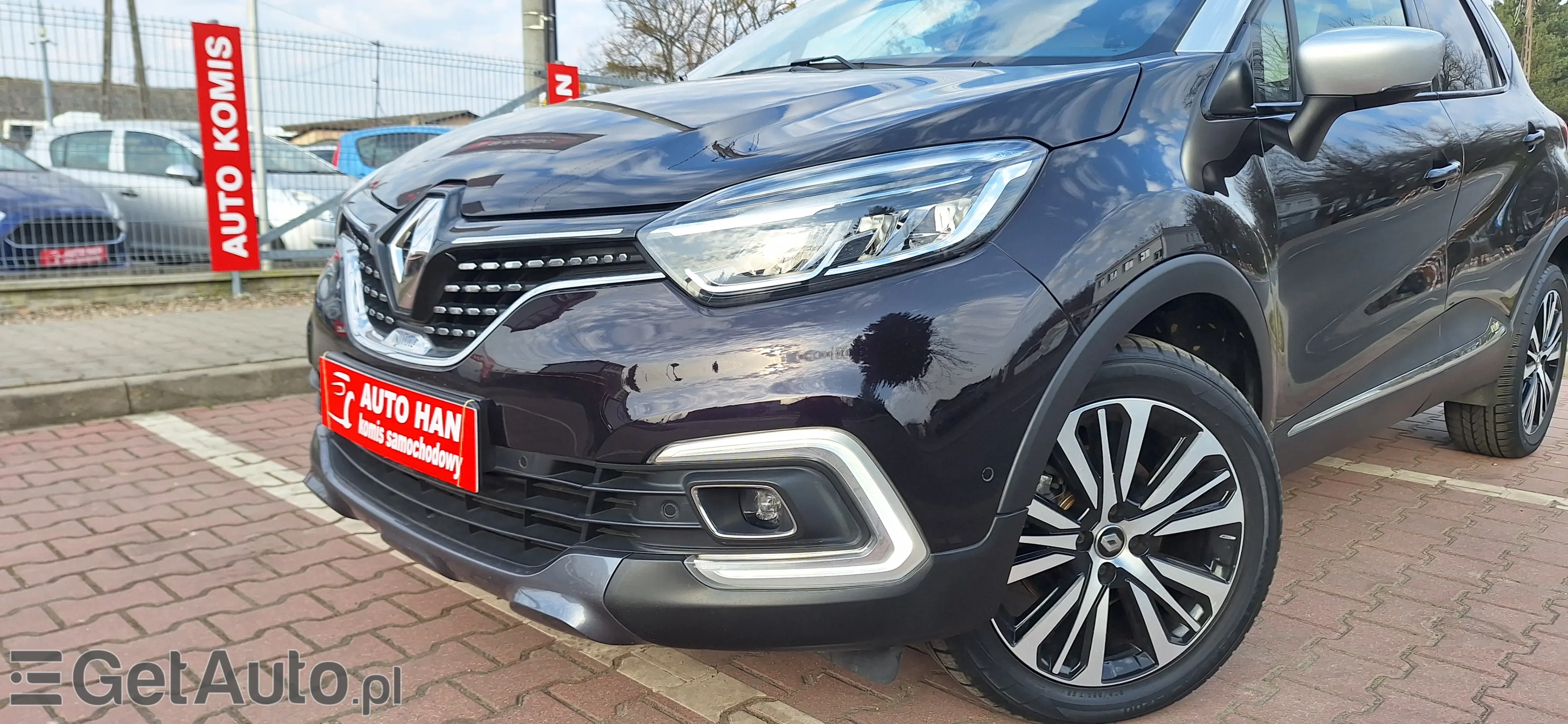 RENAULT Captur Initiale Paris