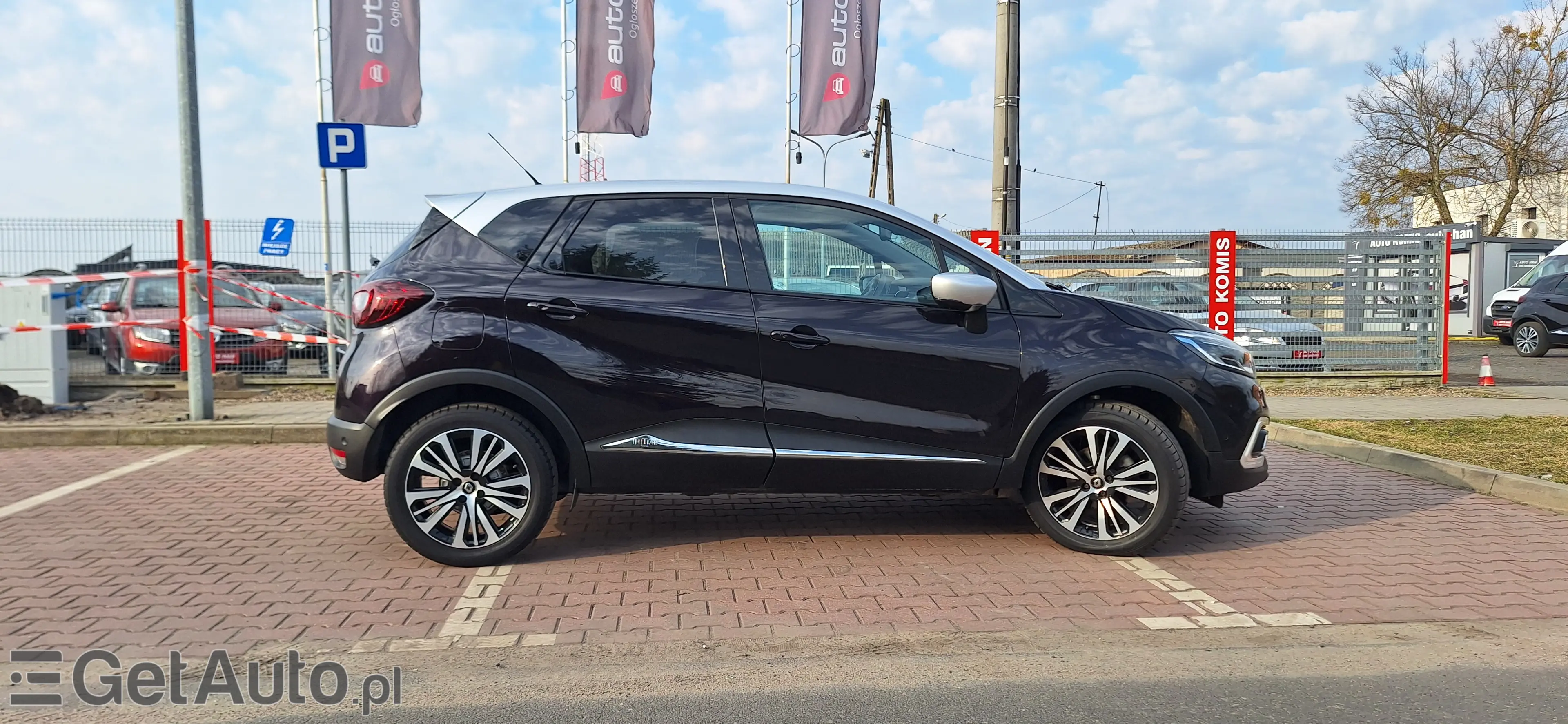RENAULT Captur Initiale Paris