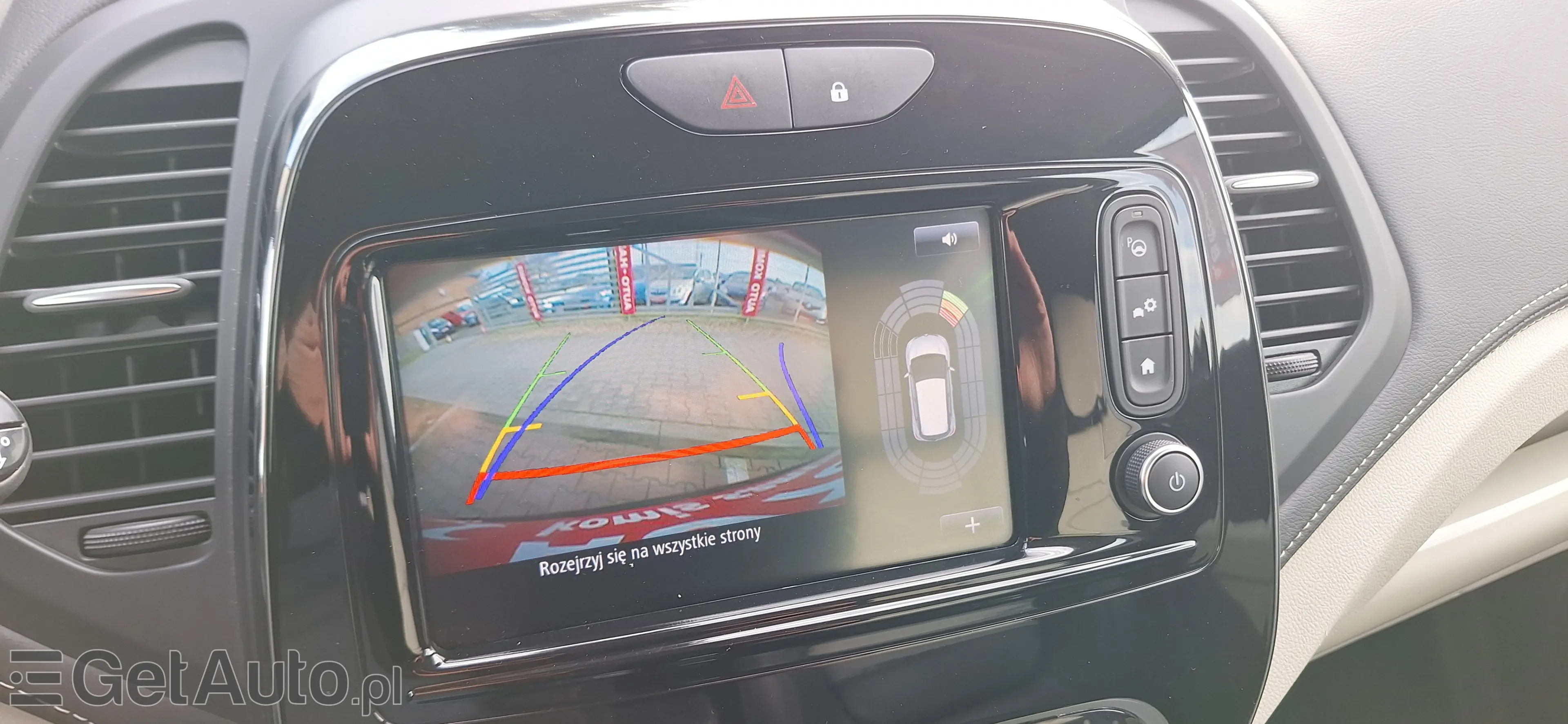 RENAULT Captur Initiale Paris