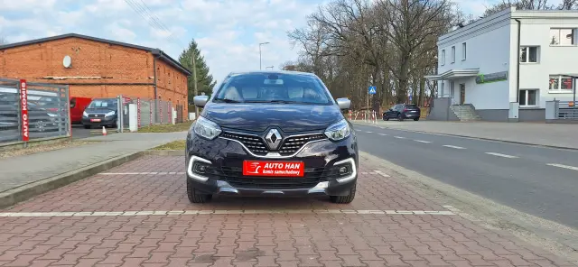 RENAULT Captur Initiale Paris