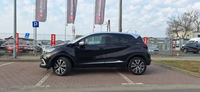 RENAULT Captur Initiale Paris