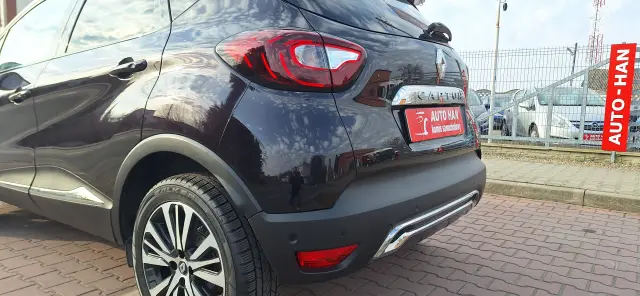 RENAULT Captur Initiale Paris