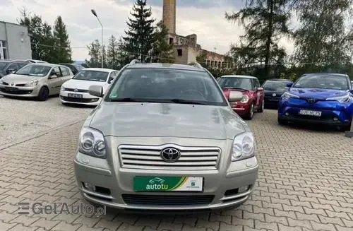 TOYOTA Avensis 