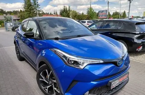 TOYOTA C-HR 
