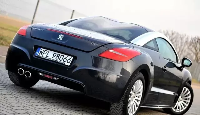 PEUGEOT RCZ 