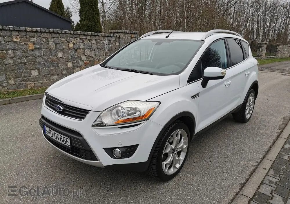 FORD Kuga 2.0 TDCi 2x4 Titanium