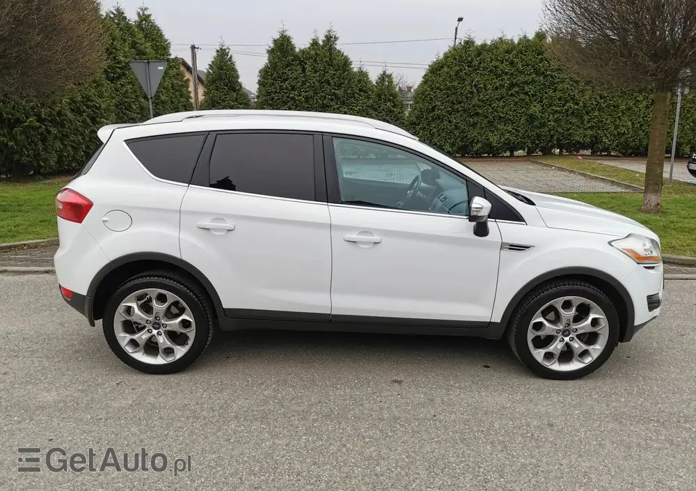 FORD Kuga 2.0 TDCi 2x4 Titanium