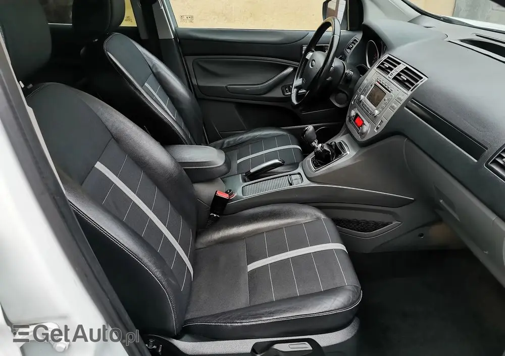 FORD Kuga 2.0 TDCi 2x4 Titanium