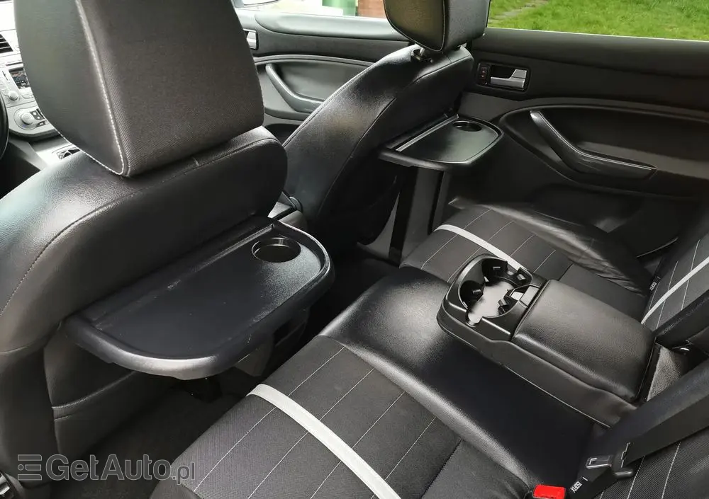 FORD Kuga 2.0 TDCi 2x4 Titanium