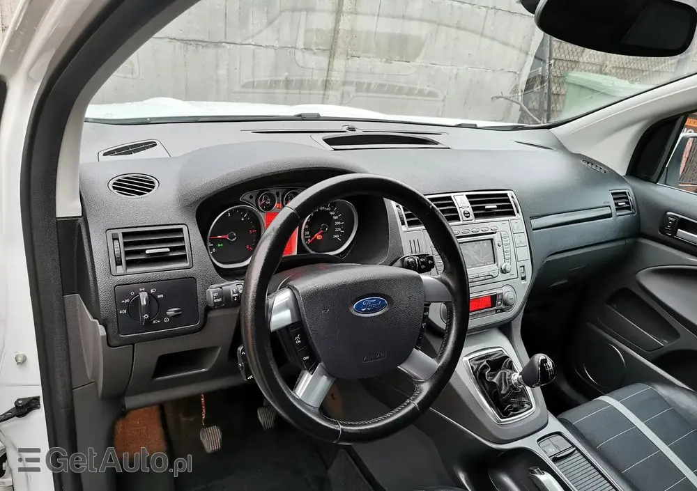 FORD Kuga 2.0 TDCi 2x4 Titanium