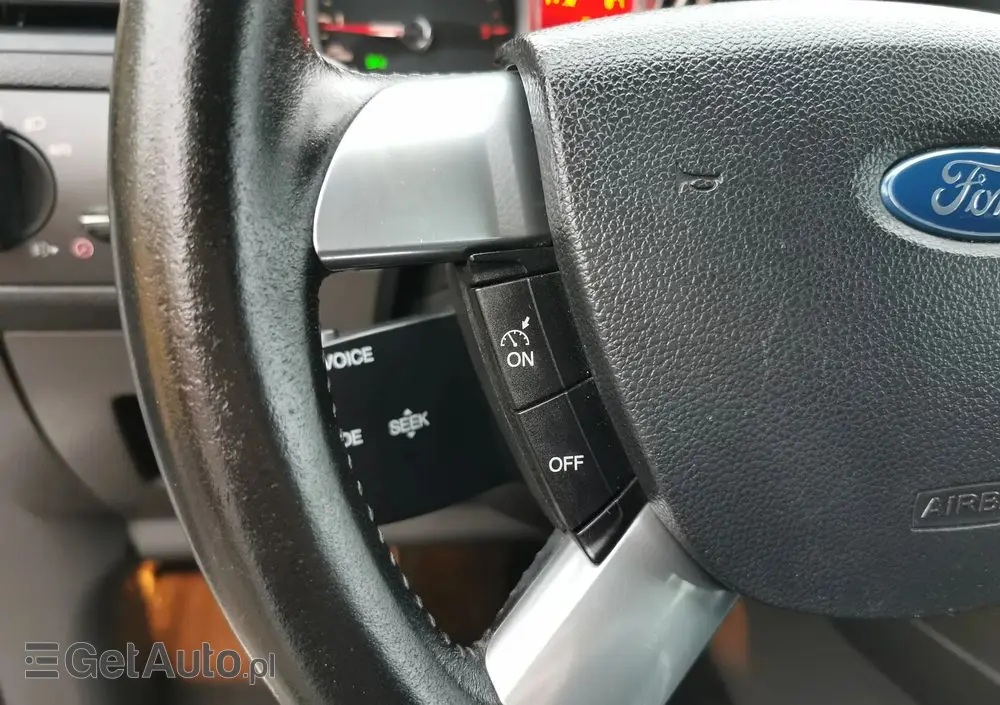 FORD Kuga 2.0 TDCi 2x4 Titanium