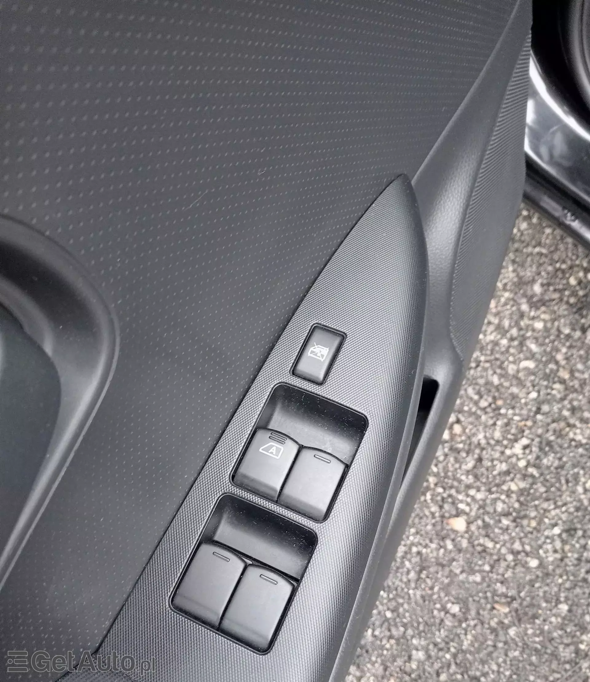 NISSAN Note 1.4 i 16V (88 KM)